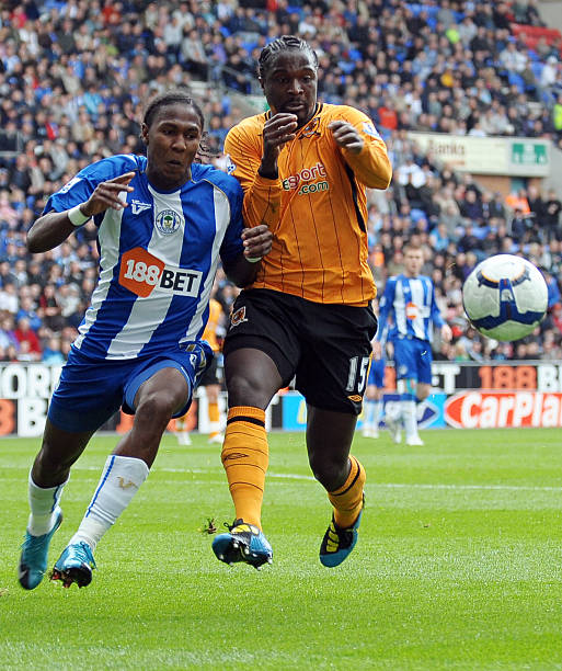 斯建立了自 斯建立了自